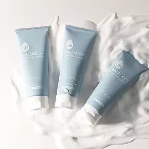 스킨케어 (현대Hmall)프레티 약산성 히알루로닉 클렌징 폼