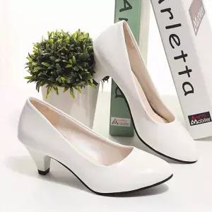 [라일리] Rly 펌프스 여자 면접 기본 구두 앞코 낮은굽 뾰족