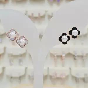 [볼라레]자개오닉스 뮤즈 은침귀걸이 SSS1205