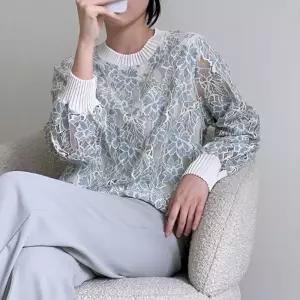 시스루 꽃무늬 주름원단 시보리 쉬폰블라우스 여성맨투맨