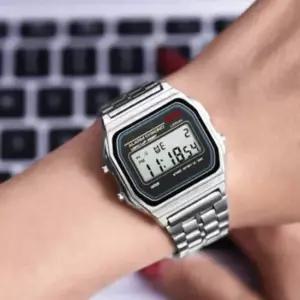 학생손목시계 군대준비물 메탈 손목 전자 시계