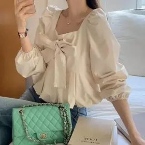 셔링블라우스 스퀘어넥 리본 a라인 벌룬셔츠 면남방