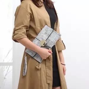 여성 포멀백 골드버클 플랩 클러치 데일리 손가방 포멀백 하객룩가방 손목스트랩가방