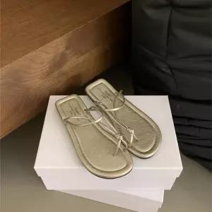 여친 슬리퍼 통굽 조리 비치웨어 아쿠아 바캉스 토시 패피5