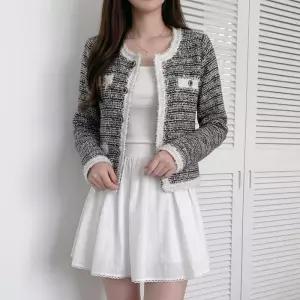 [올리비에스클로젯] 배색 프린지 트위드 가디건_O2602CD008A