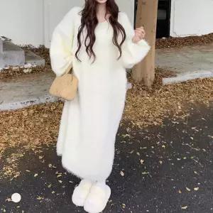 KARRA 포근롱브이넥니트원피스_A5W0946