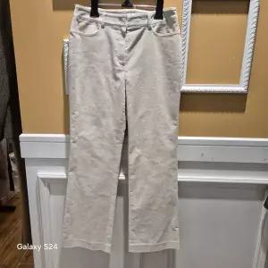 [하프클럽/] 비씨비지 겨울25 루루 코듀 바지 B5D9P373