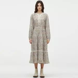 [써스데이아일랜드]레이스배색 기모 플라워 롱 원피스 t248mop246