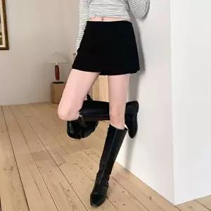 [옷자락]여성 로우라이즈 기본 일상 미니스커트