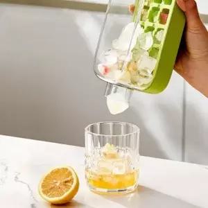 음류수 물 다양한 음료를 얼려 텀블러로 사용 할 수 있는 얼음 트레이 여름철 실용적인 아이템