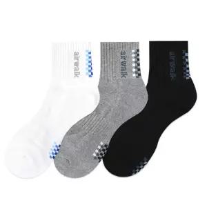 체커플러그 이중바닥 에어워크 중목 남자 양말 2족 자전거