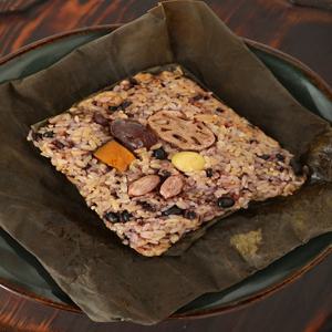 백련향이 진한 가성비 연잎밥 180g 10개+1 선물세트 아이스박스 포장 주문즉시 제작