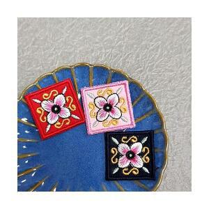 전통 사각 전통 한복 자수 와펜 외국인 명절 선물 전통선물 포장 봉투장식 전통장식 한복 머리핀 장식