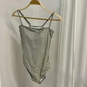 여성 수영복 실내 여자 수영장 워터파크 체크 (WFIHKBE)