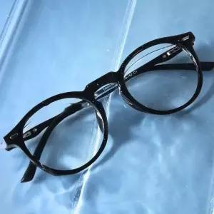 동그리 남녀공용 패션 시력보호 커플안경 90775 (WFJ66N6)