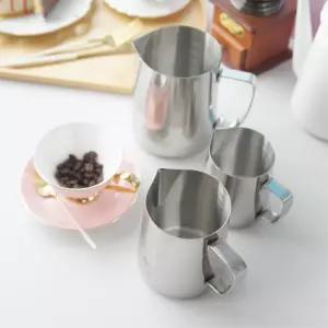 홈카페 눈금표시 스텐 밀크저그 스팀피처 소스볼 커피용품 주둥이컵 티타임 음료