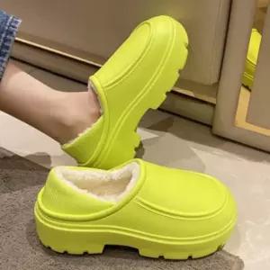 겨울슬리퍼 여성용 푹신한 초경량 털안감 5컬러 슬리퍼 (WFKBKJU)