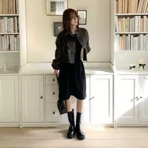 여성 세미크롭 폴리 덤블 라이닝 레더 점퍼