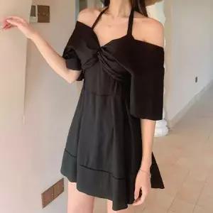 [하프클럽/]홀터넥 오프숄더 러플 원피스 수영복 속바지 패드부착