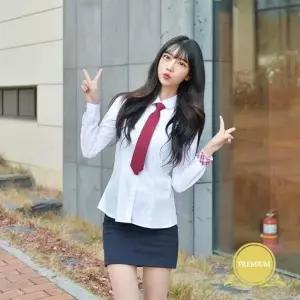 [하프클럽/]프리미엄 스판 여성 둥근카라 화이트 셔츠 (빨강체크)