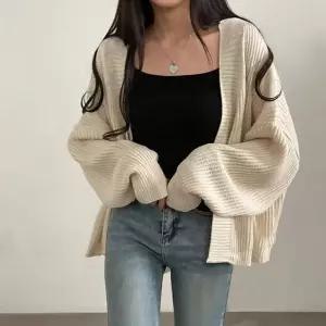 여자 루즈핏 스타일 노버튼 도톰 니트 캐주얼 가디건가을느낌 카디건 볼레로 브이넥 빈티지 할머니 코디 레