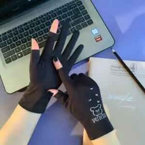 큐트베어 여성 2컷 스포츠 장갑(블랙) 산책 운전장갑