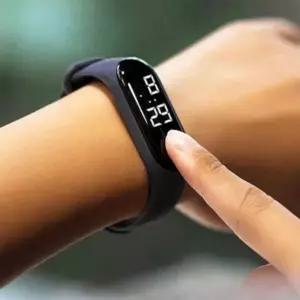 [알티피아]스포츠 디지털 방수 시계 손목시계 LED 손목전자시계