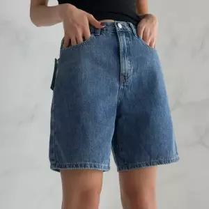여자 4부 일상룩 워싱 기본숏팬츠 청반바지