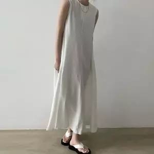 [하프클럽/에이치스타일](스타일하우스) 원피스 OPS 양포켓 원피스 롱한 기장감 캐주얼 민소매 드레스