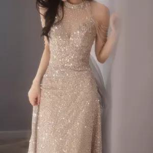 이브닝 드레스 연회 파티 연주회 연말 시상식 럭셔리