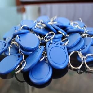 50pcs NFC TAG215 NFC215 라벨 215 태그 키 fob 504 바이트 토큰 RFID 카드  TagMo 스위치 용 13.56MHz 체