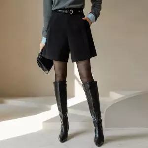 [스타일온미][스타일온미] 베니아 울 블렌딩 모직 핀턱 디테일 4부 슬랙스