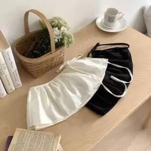 머메이드스커트 플레어스커트 새틴스커트 블레닌 (WFKKOFK)