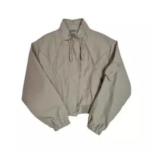 [롯데백화점]르니앤맥코이 시보리 크롭 소매호주머니 점퍼(MN04JP008HJY)