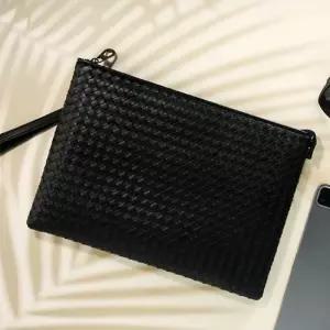 가죽 손가방 클러치백 위빙 남자 핸들 가방 블랙 가죽클러치백 가죽파우치백 가죽손가방