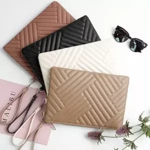 83_22 사선퀼팅 여성 클러치백 손가방 파우치 미니백 여성클러치 남성클러치 클러치가방