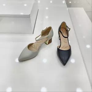 [탠디]by미셸 122024 소가죽 소재 5cm굽 사이드 오픈 여성 메리제인 구두 cc5