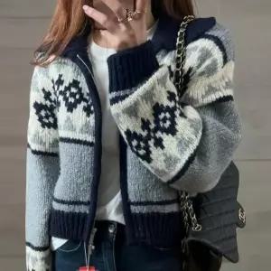 [하프클럽/]여성 노르딕 눈꽃 디자인 빈티지 크롭 집업 니트 가디건