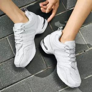 인기상품 여성 운동화 에어로빅 줌바 재즈 라인 발편한 댄스화 [WFLS2BB_260126]