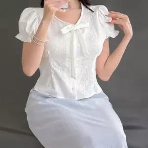 여성용 꽃 자수 프릴 캡소매 셔링 블라우스