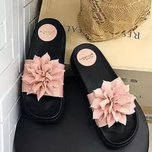 달린 아름다운 슬리퍼 코사지가 거실화 3color 플로라 WD81AF9