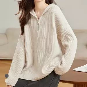 KARRA 커버후드반집업니트_A5W0954