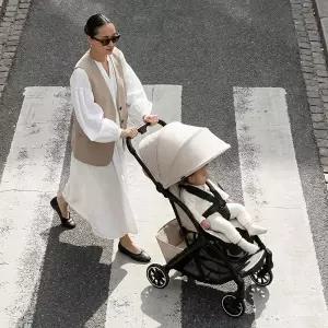 [와이업]2026 기내반입 휴대용 유모차 지니에스3