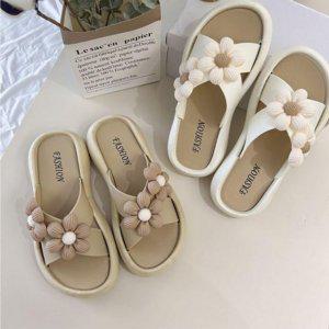 여성용 꽃송이 플라워패턴 강조요소 머스트해브 귀여움 실내화커플아이템 물고기 EVA소재 실내용 라탄디자