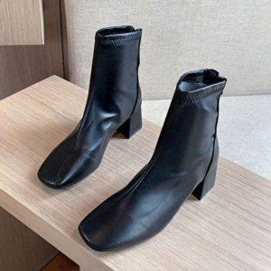 근무자 레이디 청키힐 로우부츠 뒷지퍼 삭스슈즈 숏앵클부츠 쿠션감 발목부위 시점각도 여성용품 레더머스