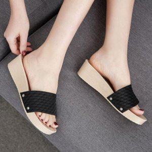 컬러슬리퍼 여성용 플랫폼굽 이지슈즈 근무슬리퍼 발부위 여행시즌 조리샌들 플립플랍 안정감 이쁜 플리플