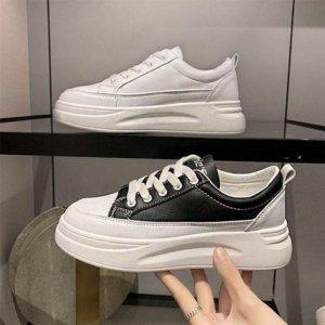 힐업 단화류 데일리슈즈 4cm 검정 화이트색상 내추럴 신발여성용 모던 코튼캔버스 스포츠화 우먼 캔버스화