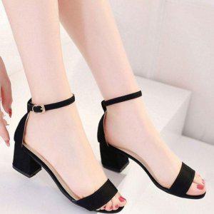 일상 여성용 하절기 데이트룩 착장 조절스트랩 클래식펌프스 여성용 두꺼운굽 웨지힐 스테디 힐업이지슈즈