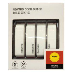 레트로한 감성에 현대적 실용성 더한 도어가드 화이트