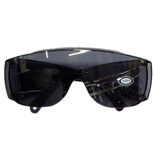 시야 향상에 효과적인 성애방지 작업 보호안경 검정